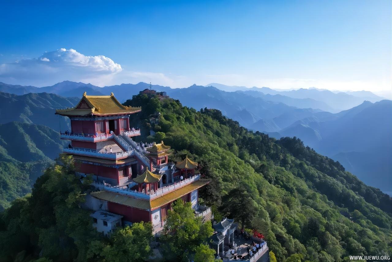 终南神秀南五台 -灵应台，耸立在云端之上