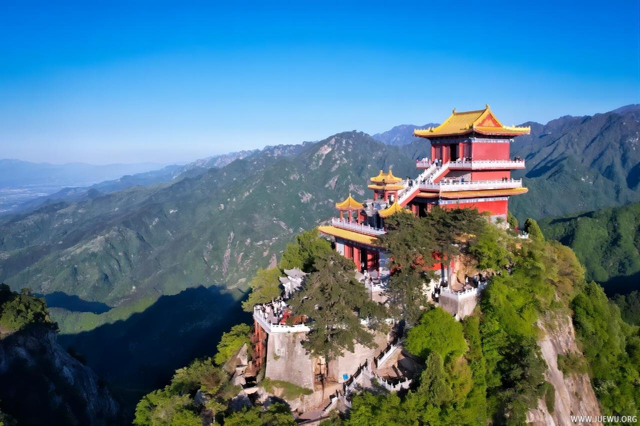 终南神秀南五台 -灵应台，耸立在云端之上