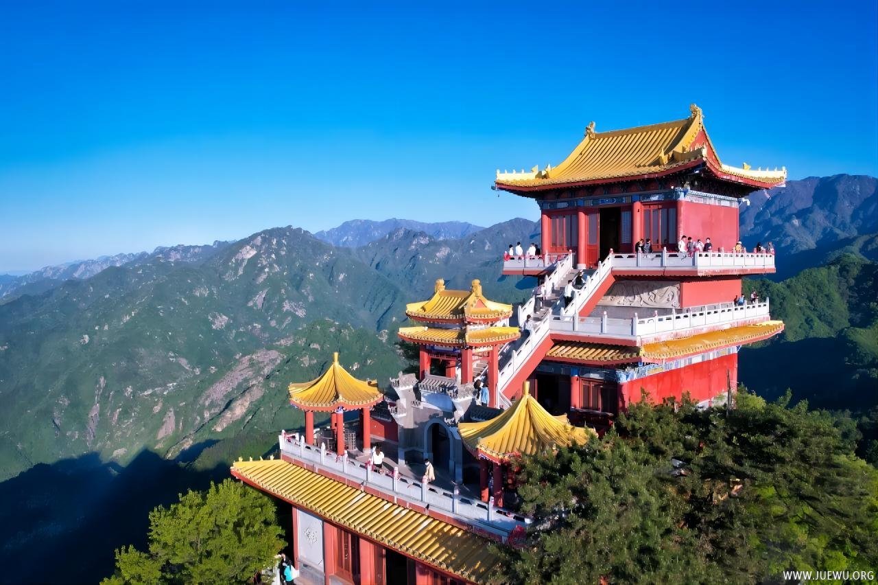 终南神秀南五台 -灵应台，耸立在云端之上